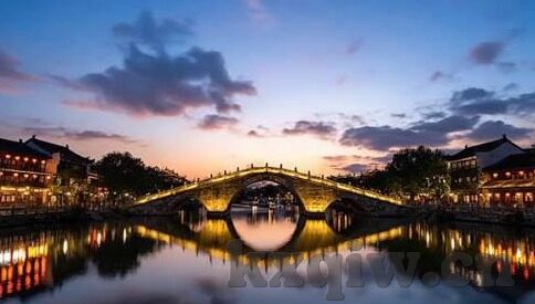 日本成人中文字幕-探索日本成人中文字幕的多元文化视角